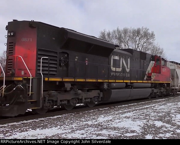 CN 8871